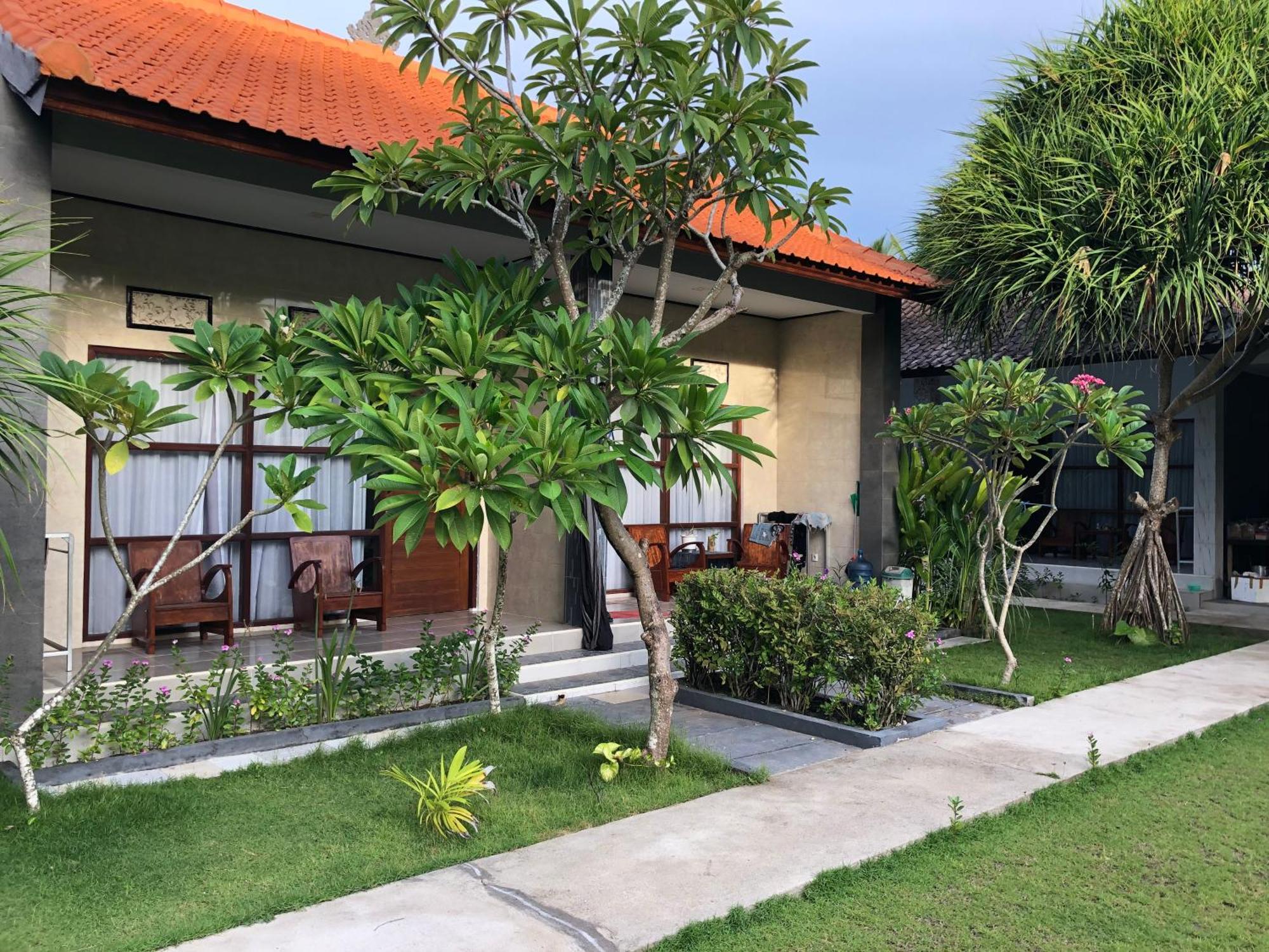Maha Di Nusa Lembongan Exterior photo