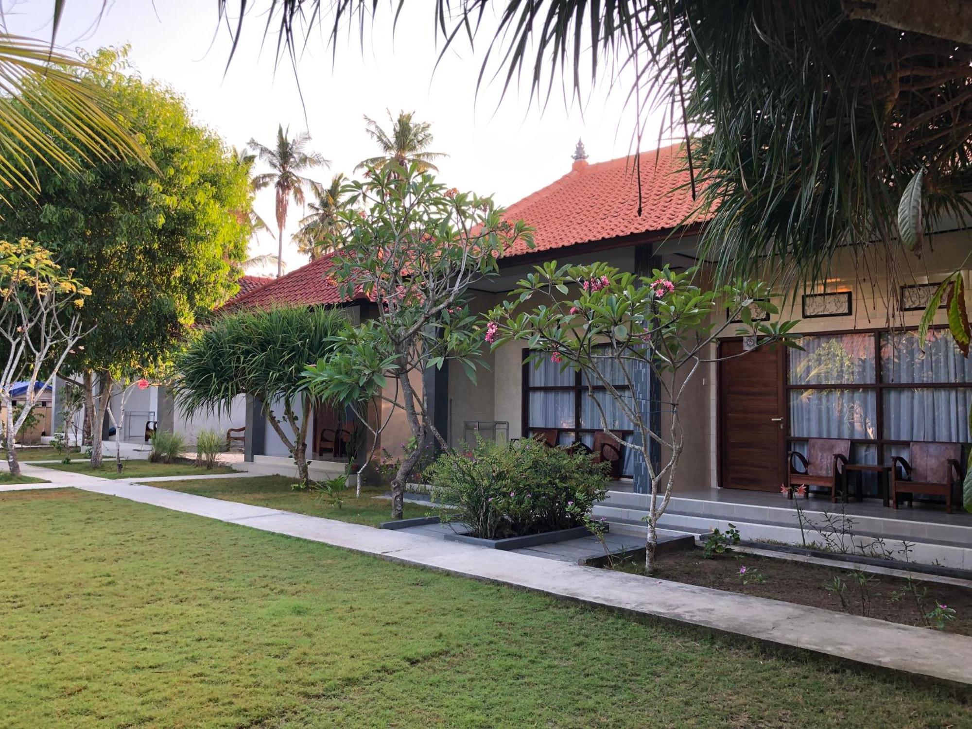 Maha Di Nusa Lembongan Exterior photo